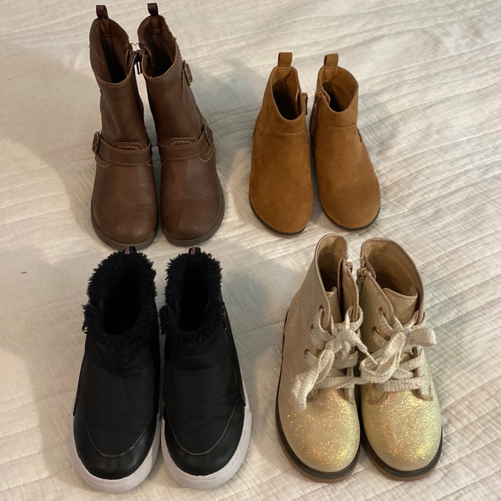 Winter Boot Bundle!!! Toddler girl Sz 10.